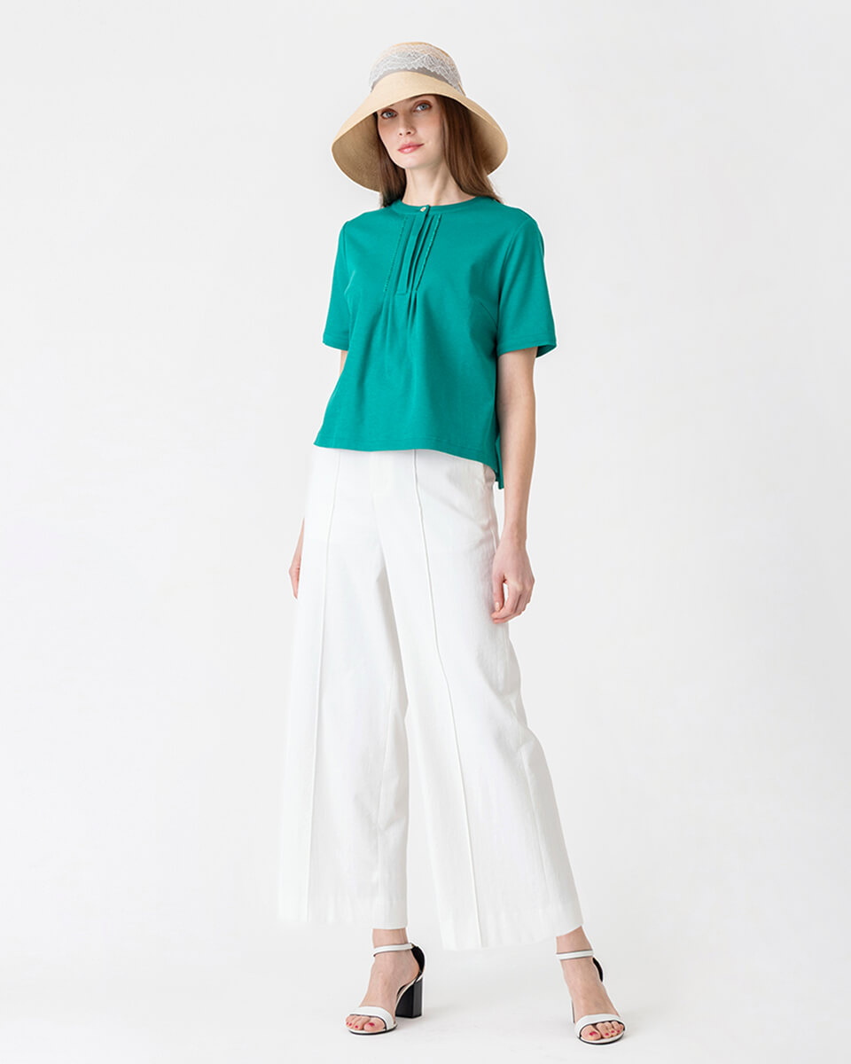 Blousey フロントレース プルオーバー 着用画像
