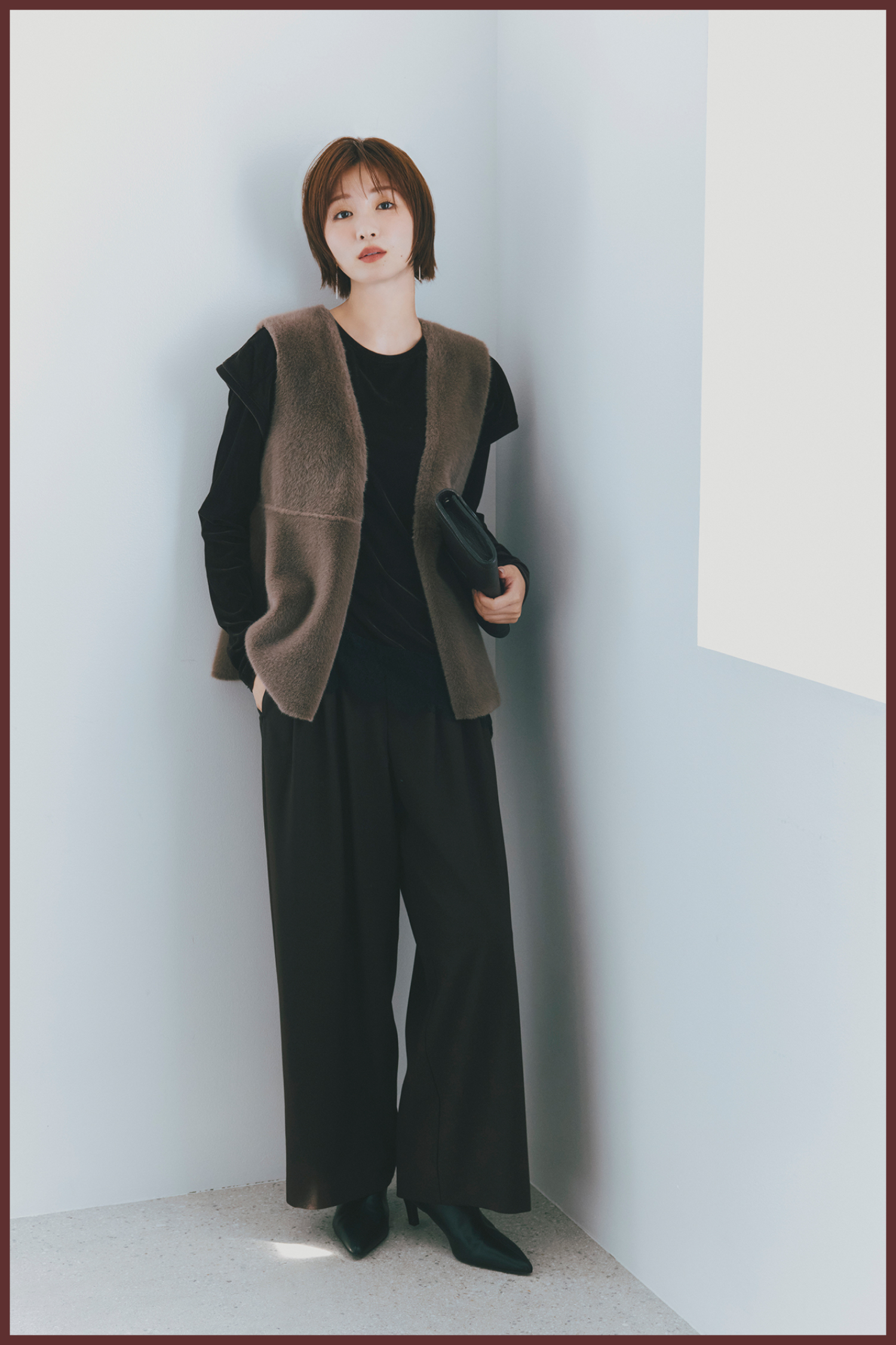 岡崎紗絵 LOOK1