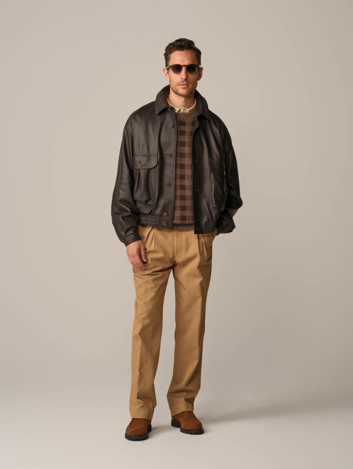 LOOK 01