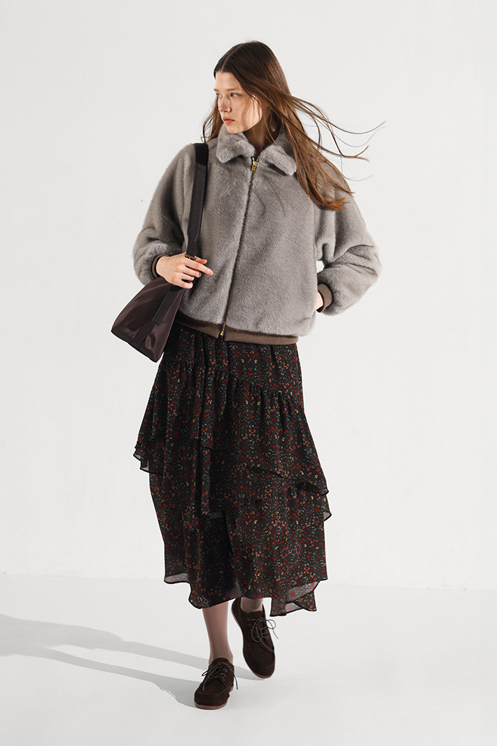 LOOK03