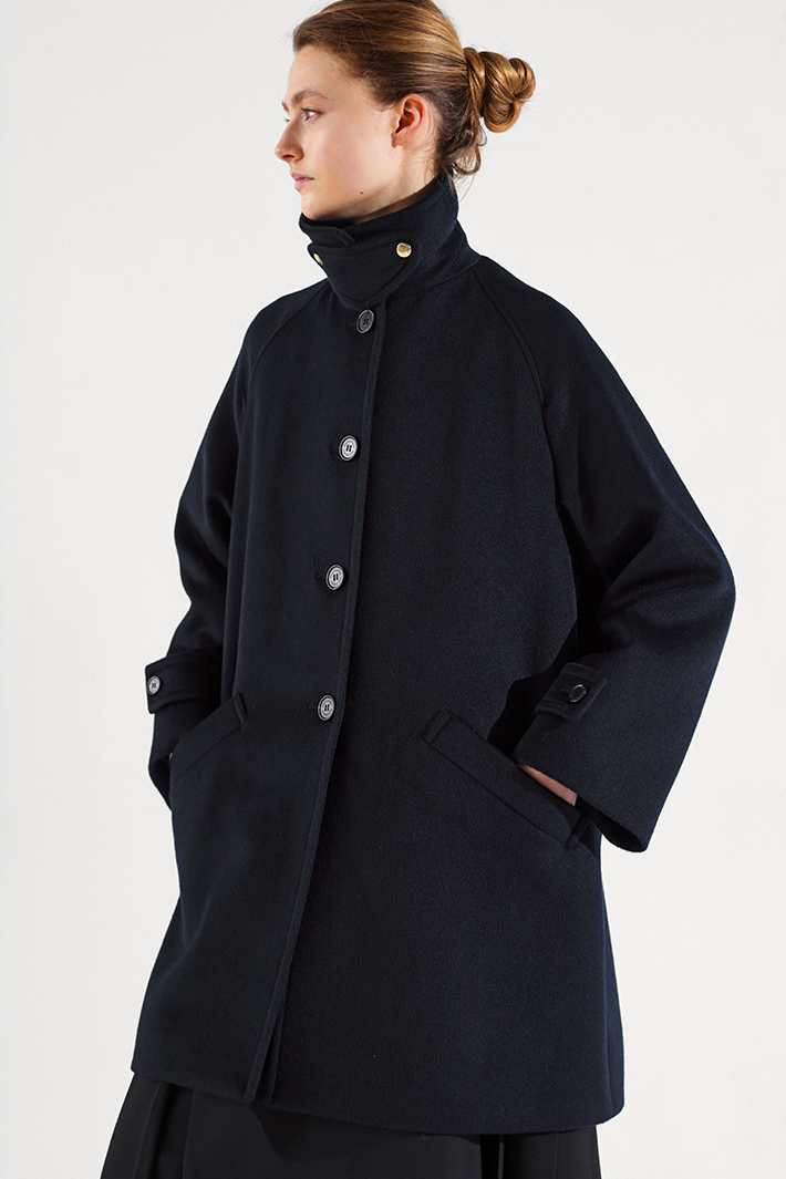 LOOK04