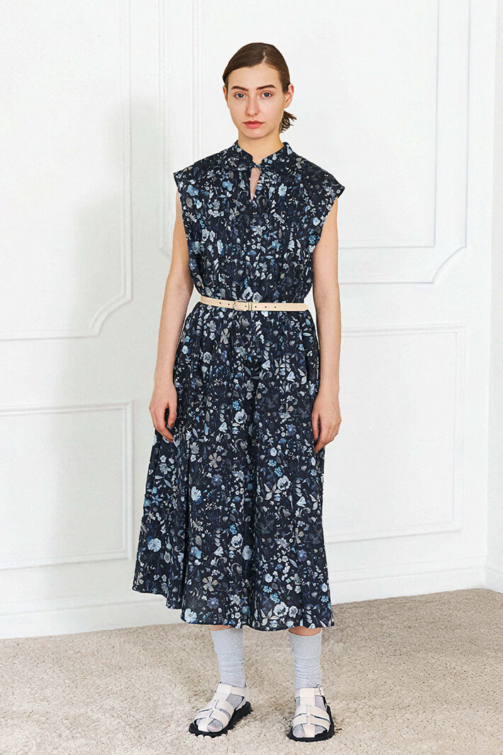 LOOK02