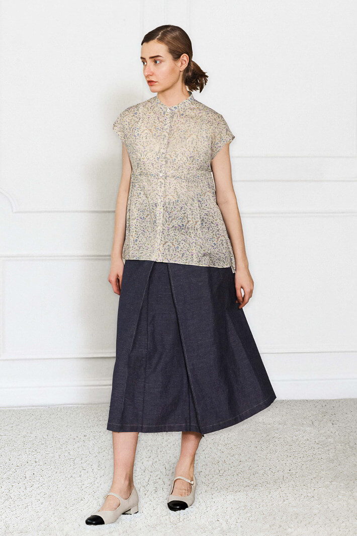 LOOK05