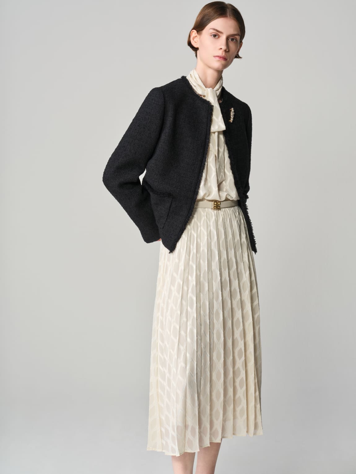 LOOK 12