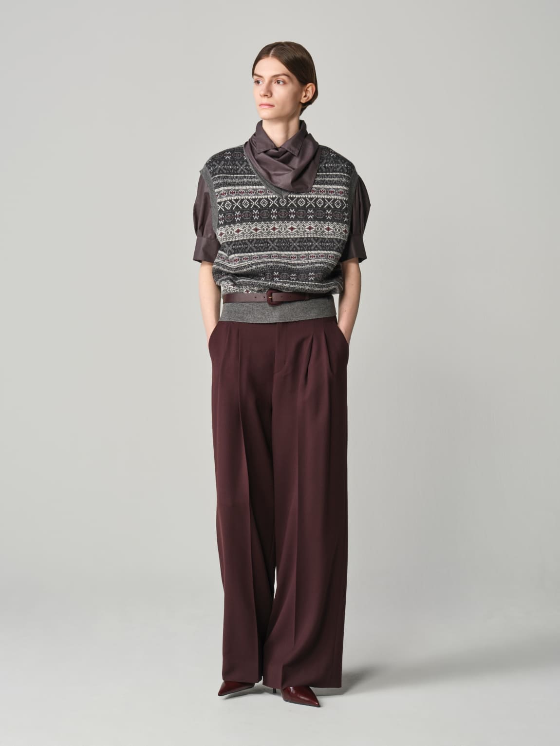 LOOK 03