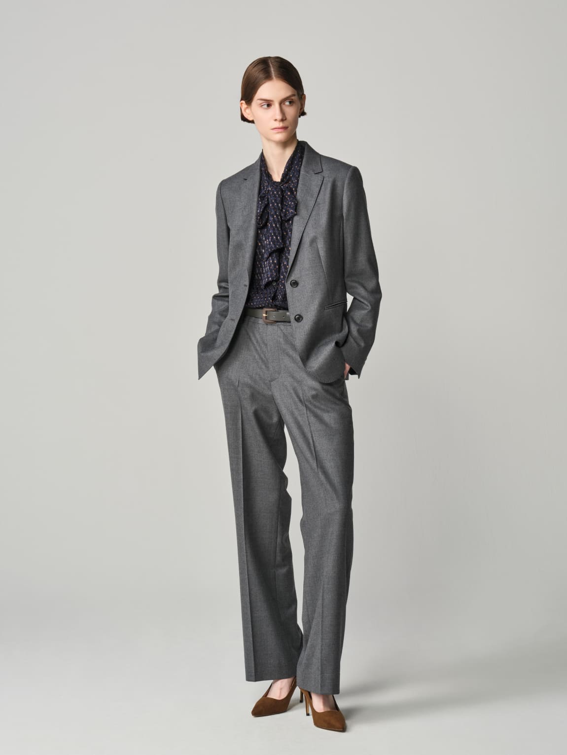 LOOK 32