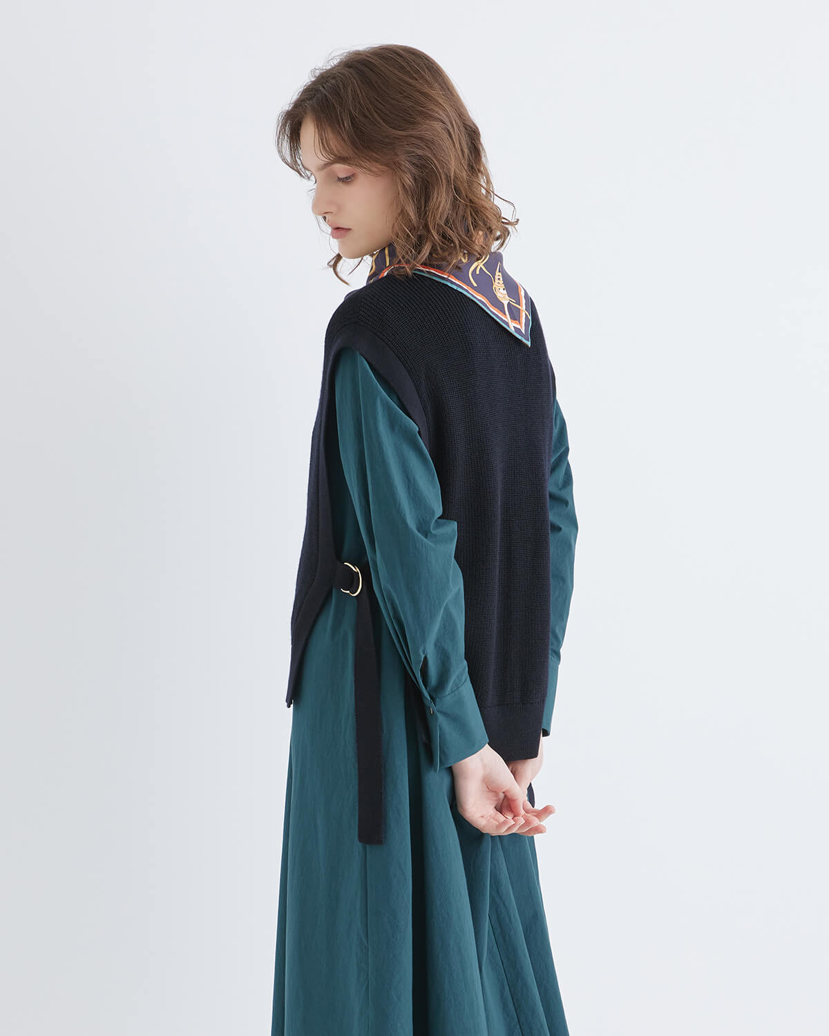 LOOK01