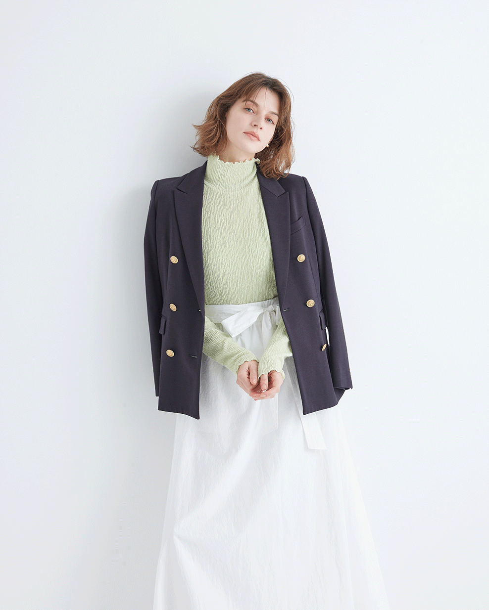 LOOK01