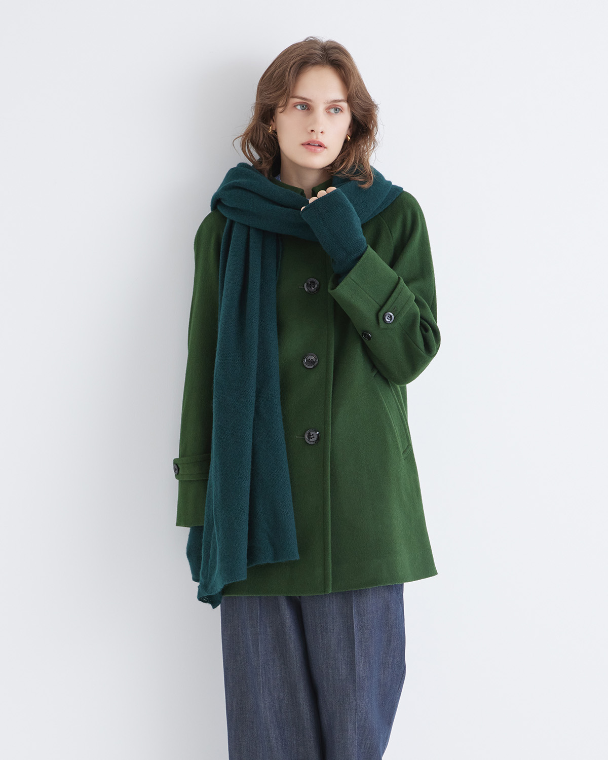 LOOK01