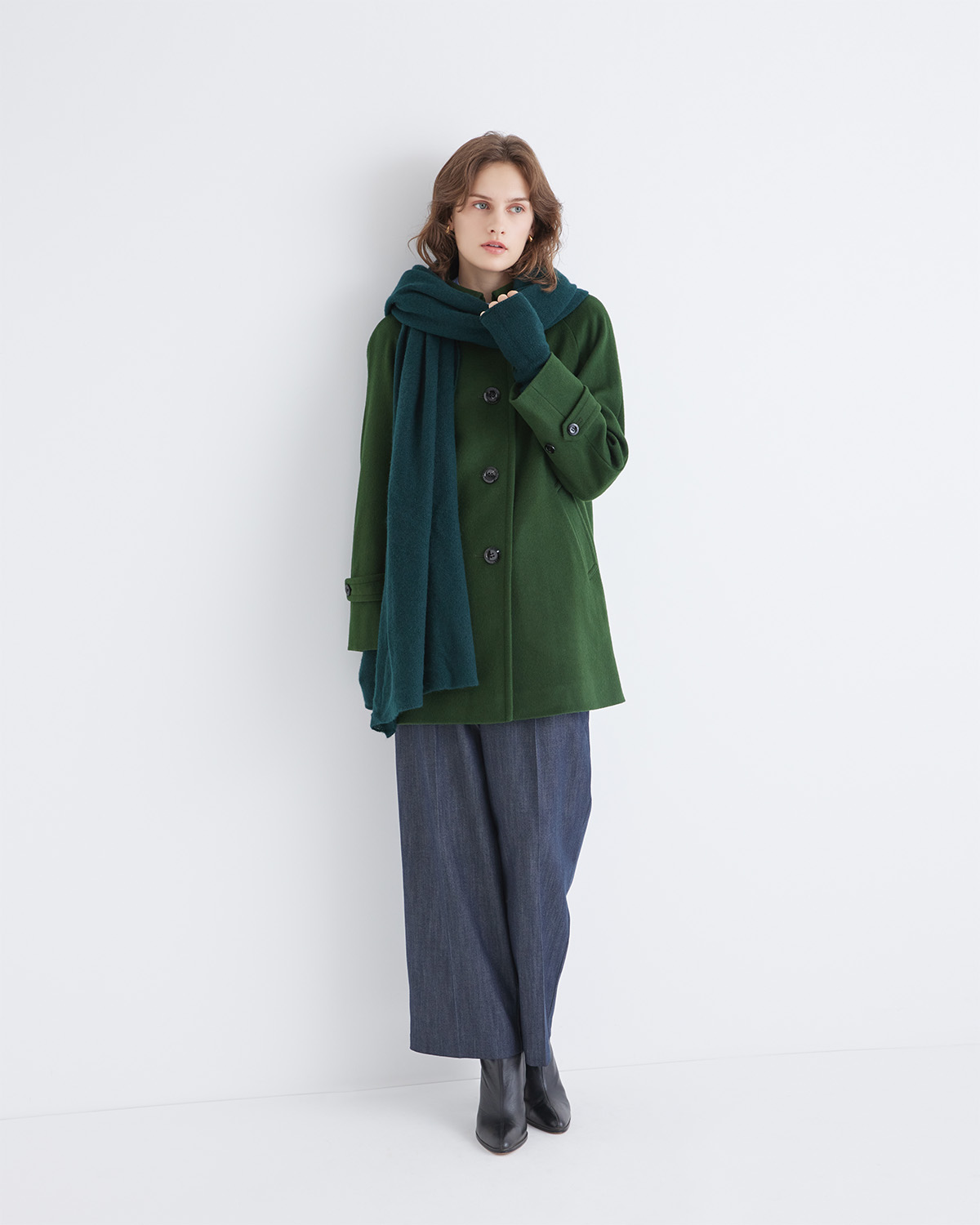 LOOK03
