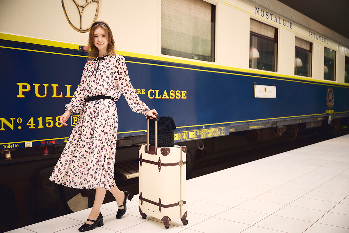 0060 TO BE CHIC トゥービーシック デニム 42サイズ 三陽商会 公式】TO BE CHIC(トゥービーシック)のファッション通販 - SANYO